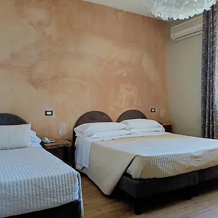 ホテル Agrihotel Ambra サンタルビノ