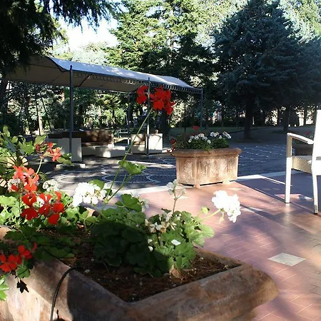 Agrihotel Ambra فندق