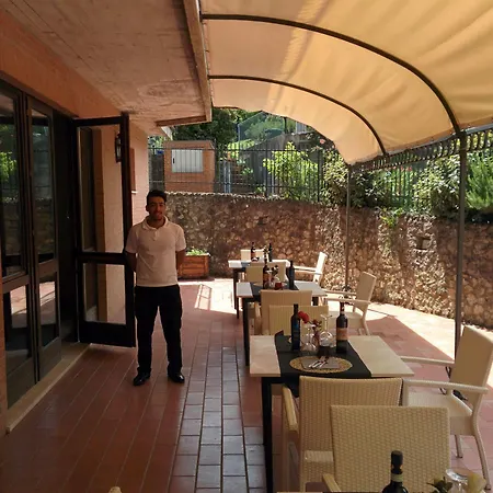 فندق Agrihotel Ambra